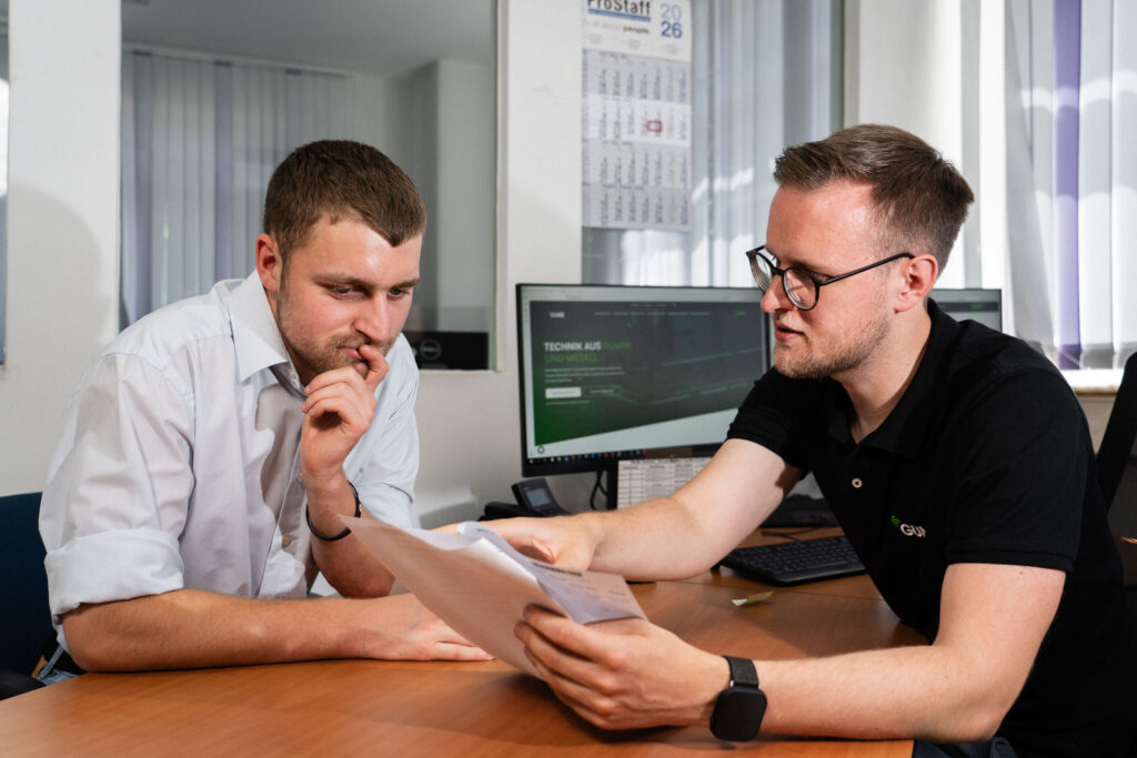Projektmanager der GUME GmbH im Kundengespräch.